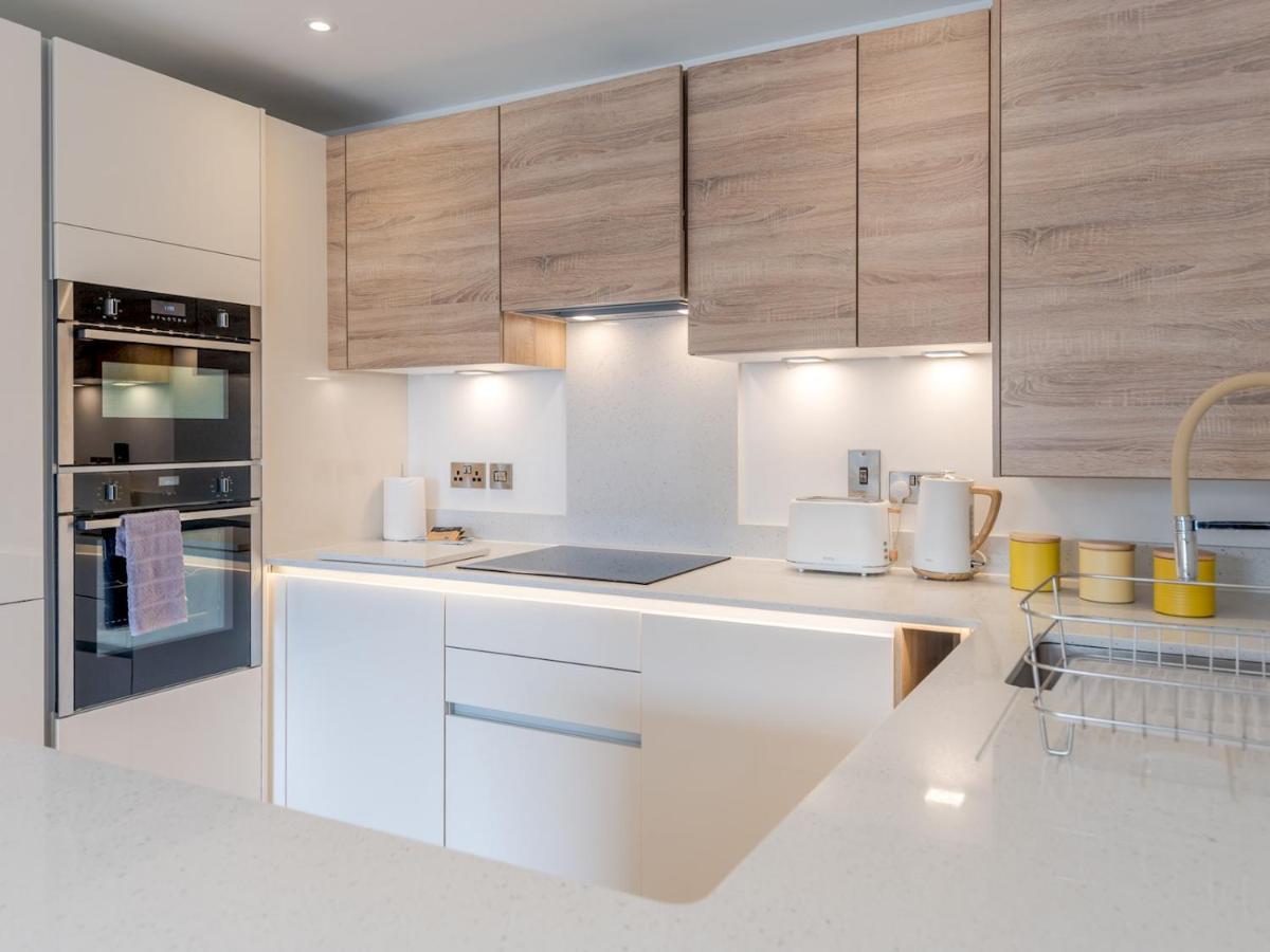 Pass The Keys 1 Bed Albury Contemporary Apartment With Secure Parking Shrewsbury Ngoại thất bức ảnh
